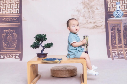宁国蜡笔小新美伢怀孕